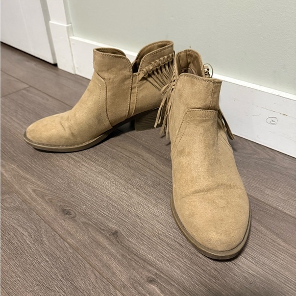 American Eagle Outfitters Shoes - American Eagle Fringe  Faux Suede Ankle Boots Booties - Tan - 8